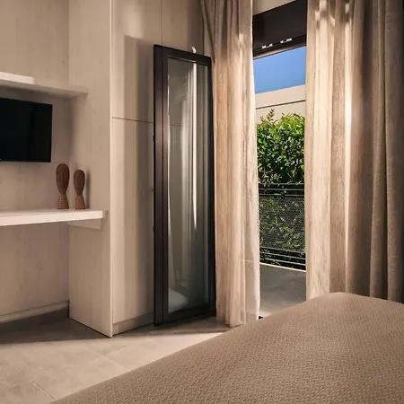 Solace, A Serene Retreat With Heated Pool By Mindyourvilla *