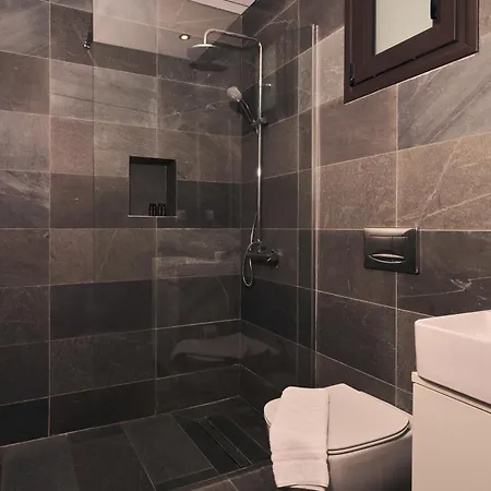 فيلة Solace, A Serene Retreat With Private Pool