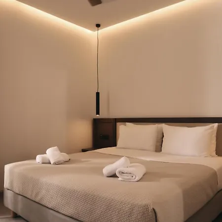 Solace, A Serene Retreat With Heated Pool By Mindyourvilla