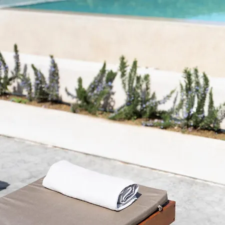 فيلة Solace, A Serene Retreat With Heated Pool By Mindyourvilla Koukounariá