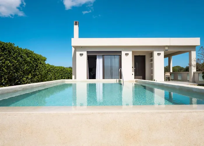 Solace, A Serene Retreat With Heated Pool By Mindyourvilla *