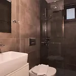 וילה Solace, A Serene Retreat With Heated Pool By Mindyourvilla Koukounariá