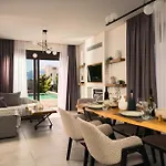 וילה Solace, A Serene Retreat With Heated Pool By Mindyourvilla *