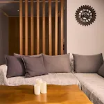 Solace, A Serene Retreat With Heated Pool By Mindyourvilla * Koukounariá