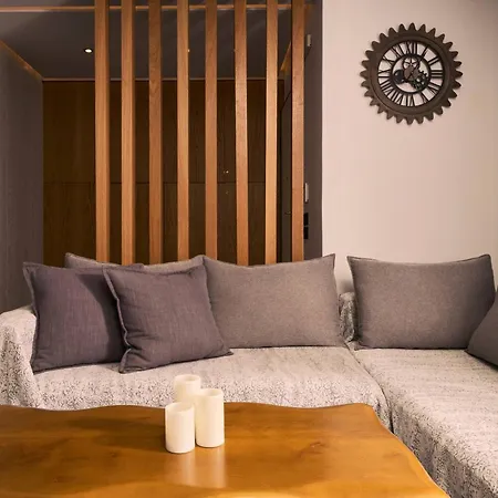 Solace, A Serene Retreat With Heated Pool By Mindyourvilla * Koukounariá