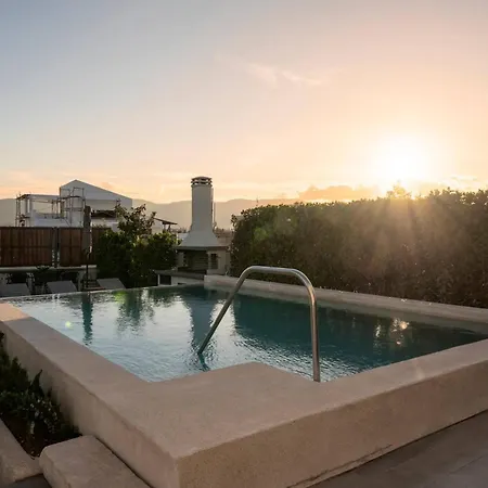 Villa Solace, A Serene Retreat With Heated Pool By Mindyourvilla